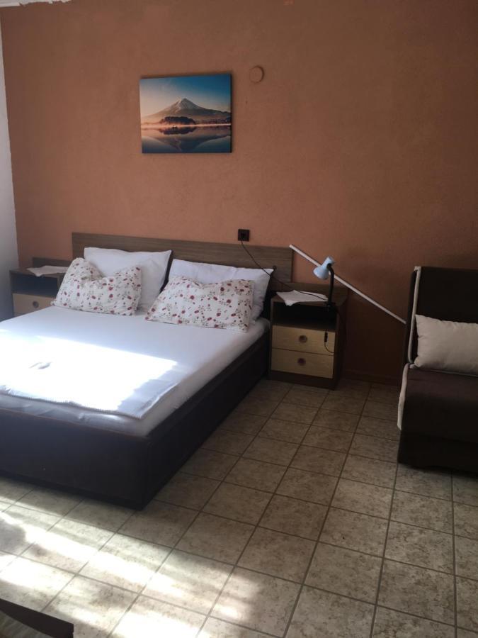 Apartmani Cubela Trogir Eksteriør bilde